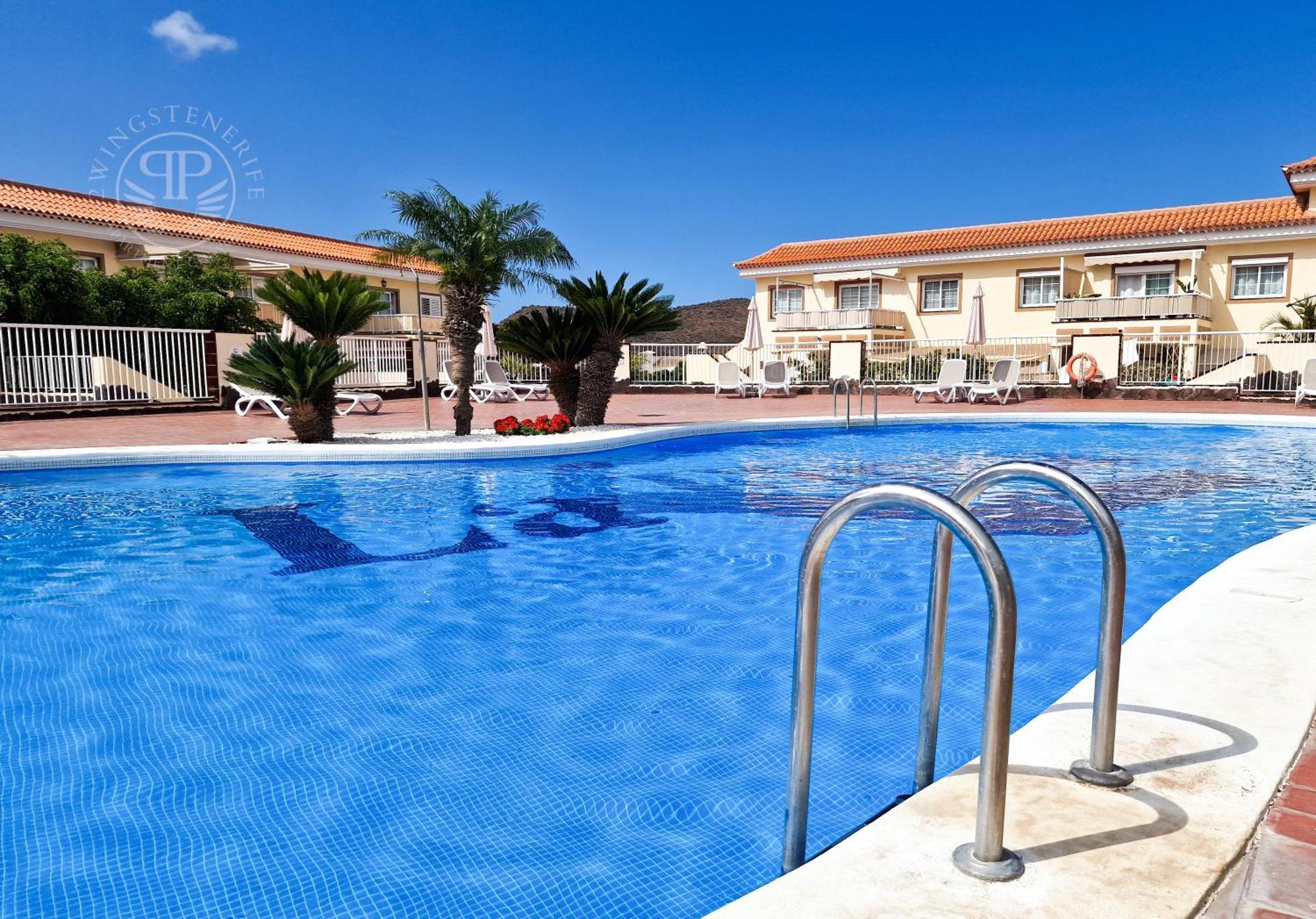 2 Wings Tenerife - Apartment Chayofa Exteriör bild